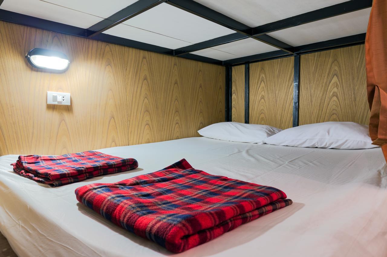 Wire Hostel Patong Εξωτερικό φωτογραφία