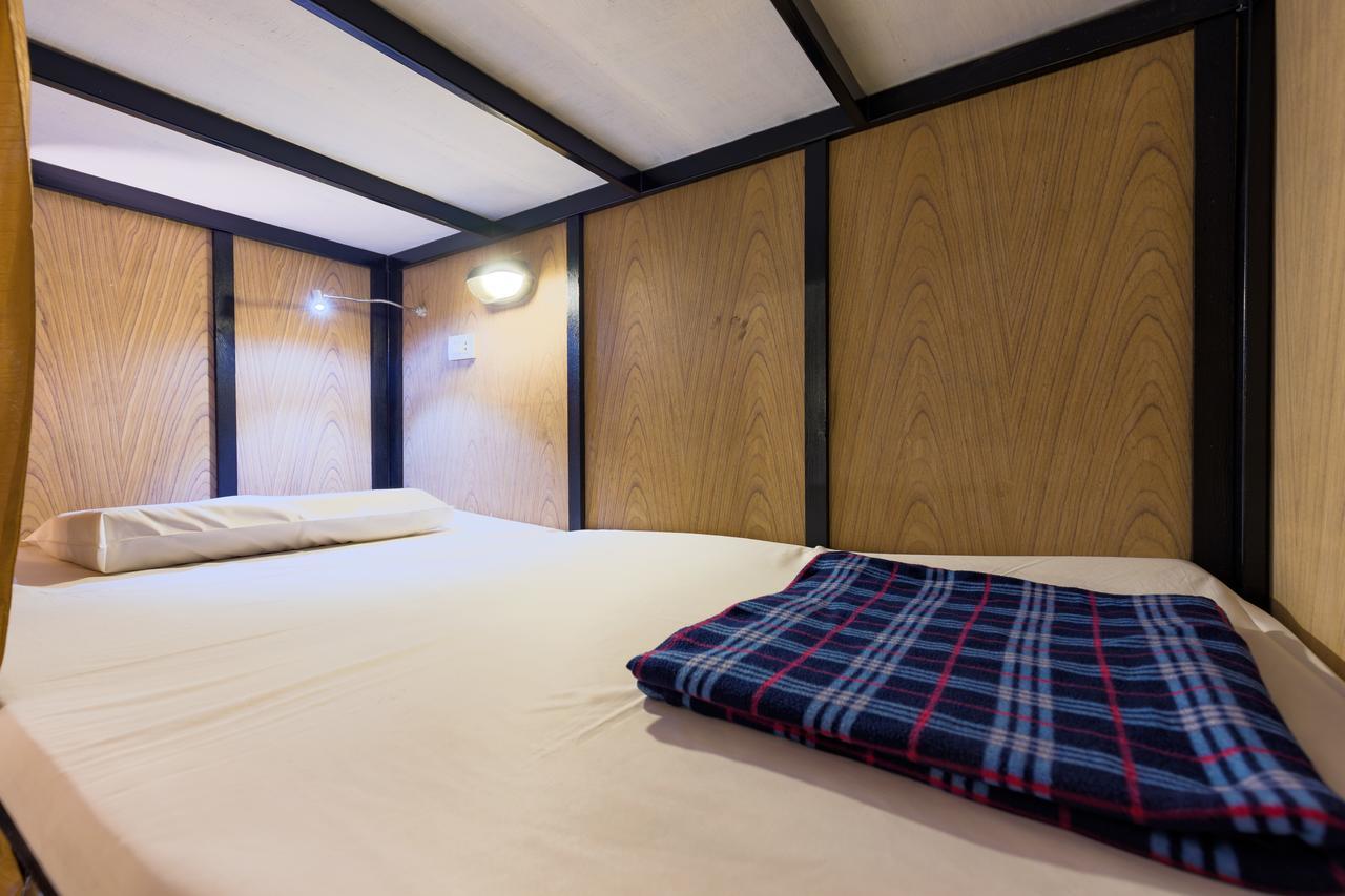 Wire Hostel Patong Εξωτερικό φωτογραφία